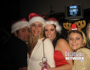 122015_christmas_club_flashers_with_pussy_4544b