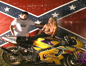 2025-07-12-Party-Naked-Biker-Festival