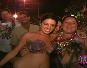 2025-11-23-More-Amazing-Girls-At-Fantasy-Fest