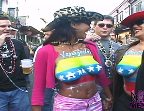 2026-08-20-Clubs-And-Street-Flashing-Daytime